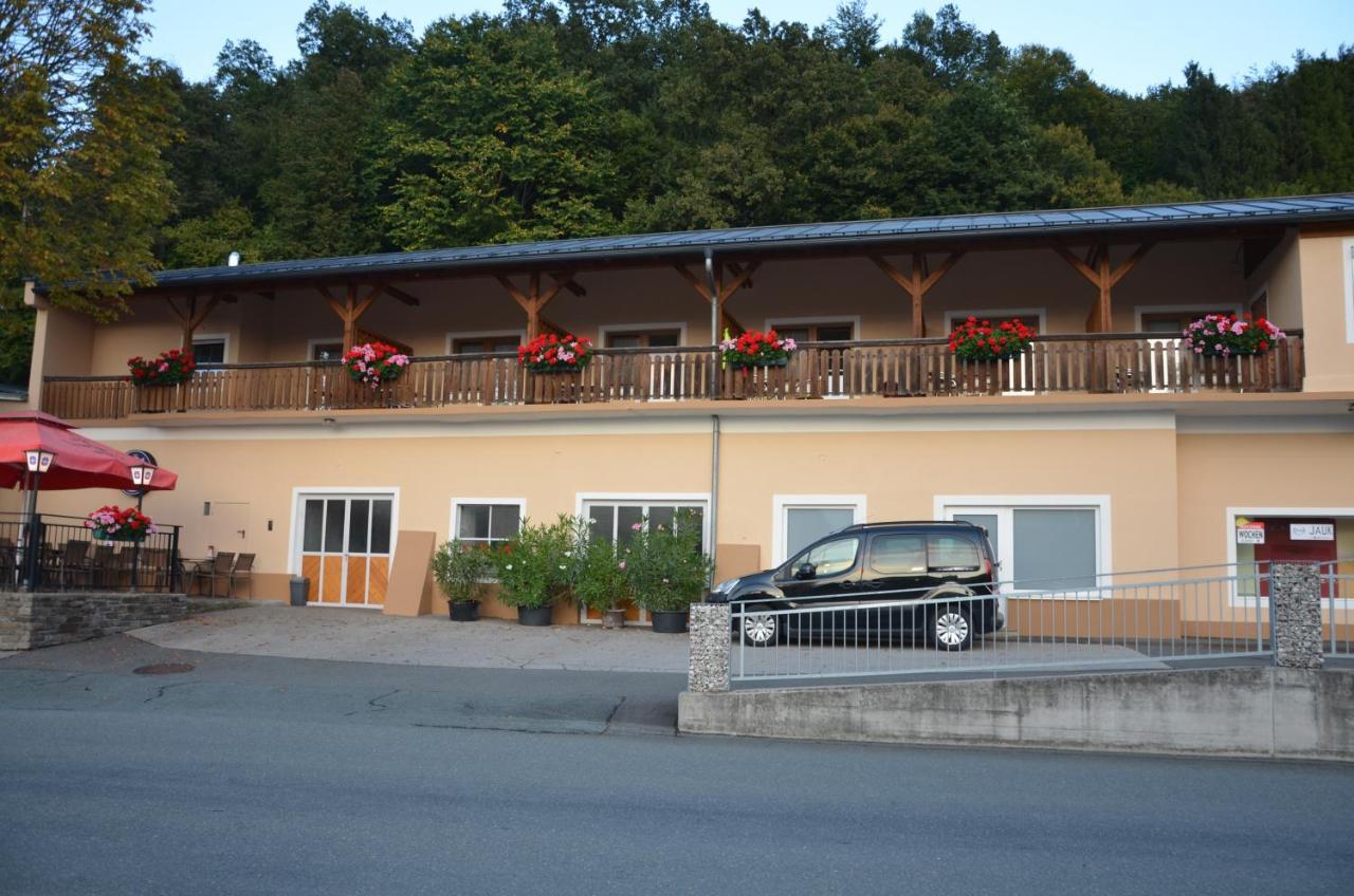 Gasthof Jauk-Hartner Sankt Johann im Saggautal Екстериор снимка