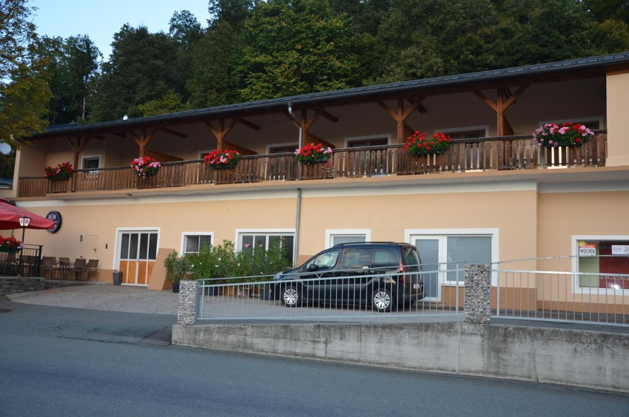 Gasthof Jauk-Hartner Sankt Johann im Saggautal Екстериор снимка